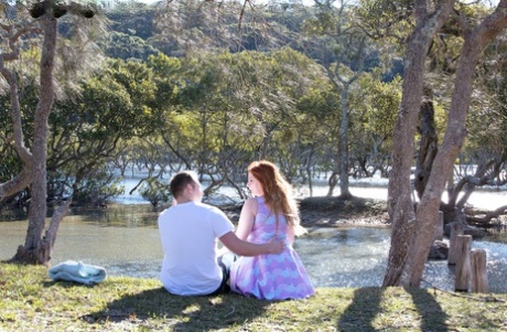 couple plus âgé jeune femme des nus parfaits photo