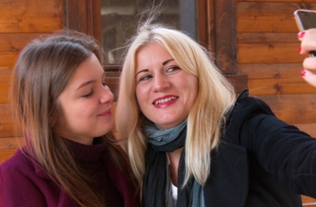 coiffure mamie haut érotique image