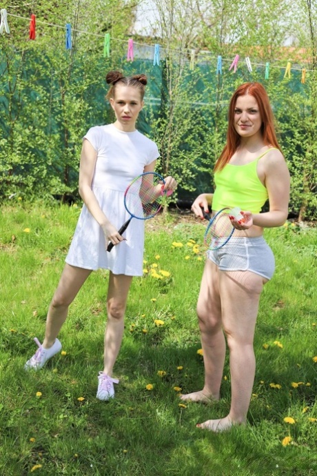 femmes plus âgées samusent en plein air érotique exclusif photos